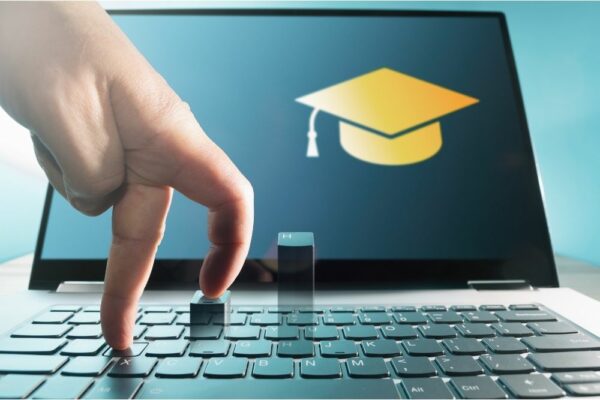 Corsi universitari online, una guida su quale scegliere